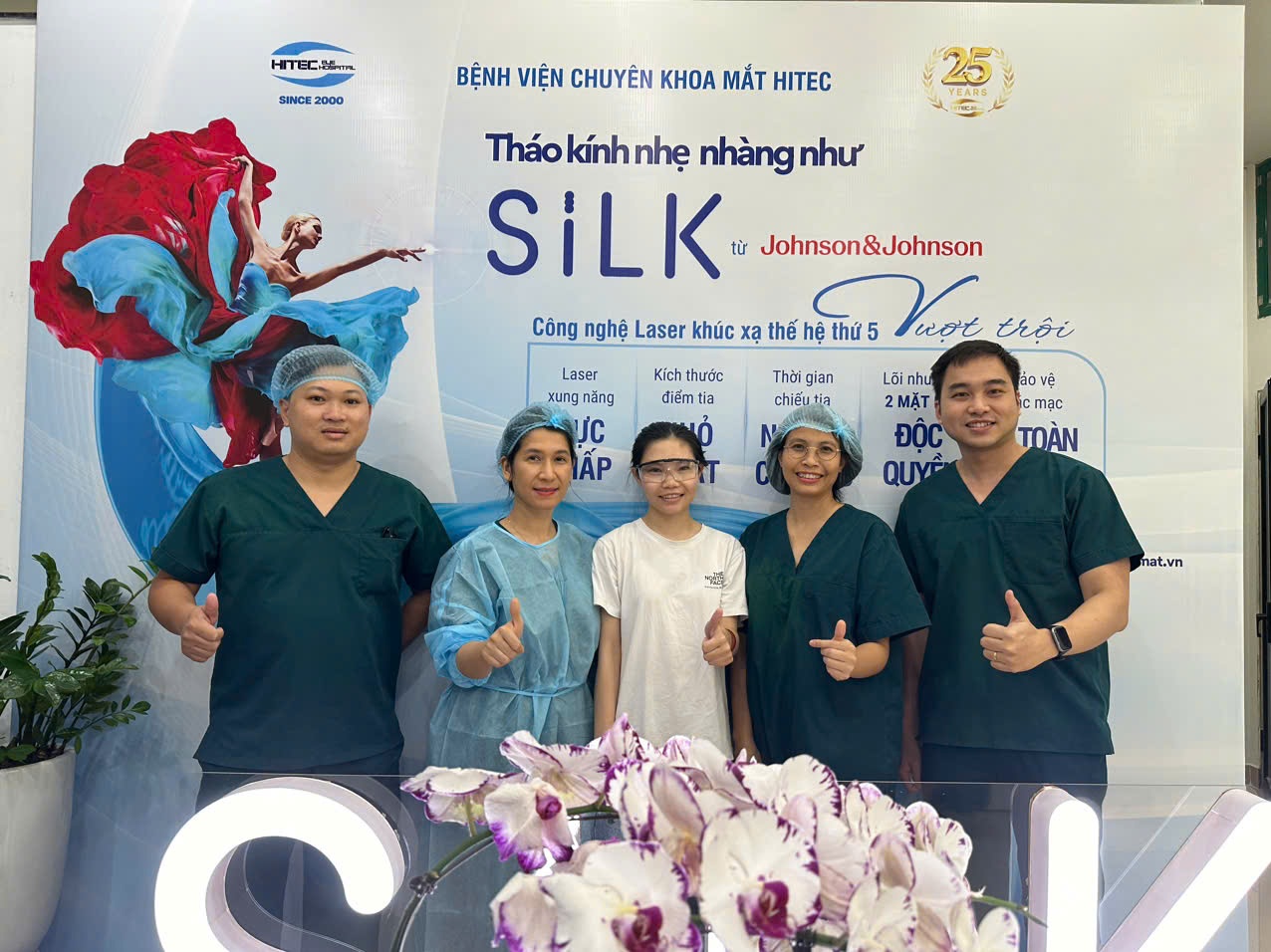 -nguoi-truyen-lua-silk-tai-hitec